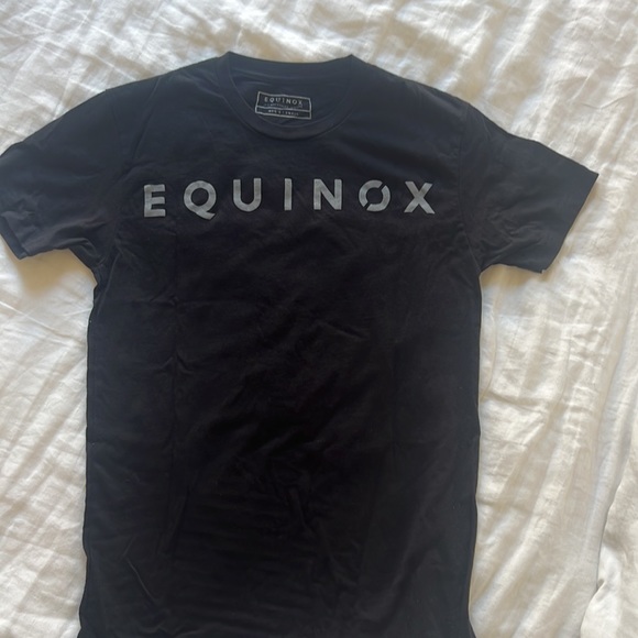 Equinox Black T-shirt - Picture 2 of 4